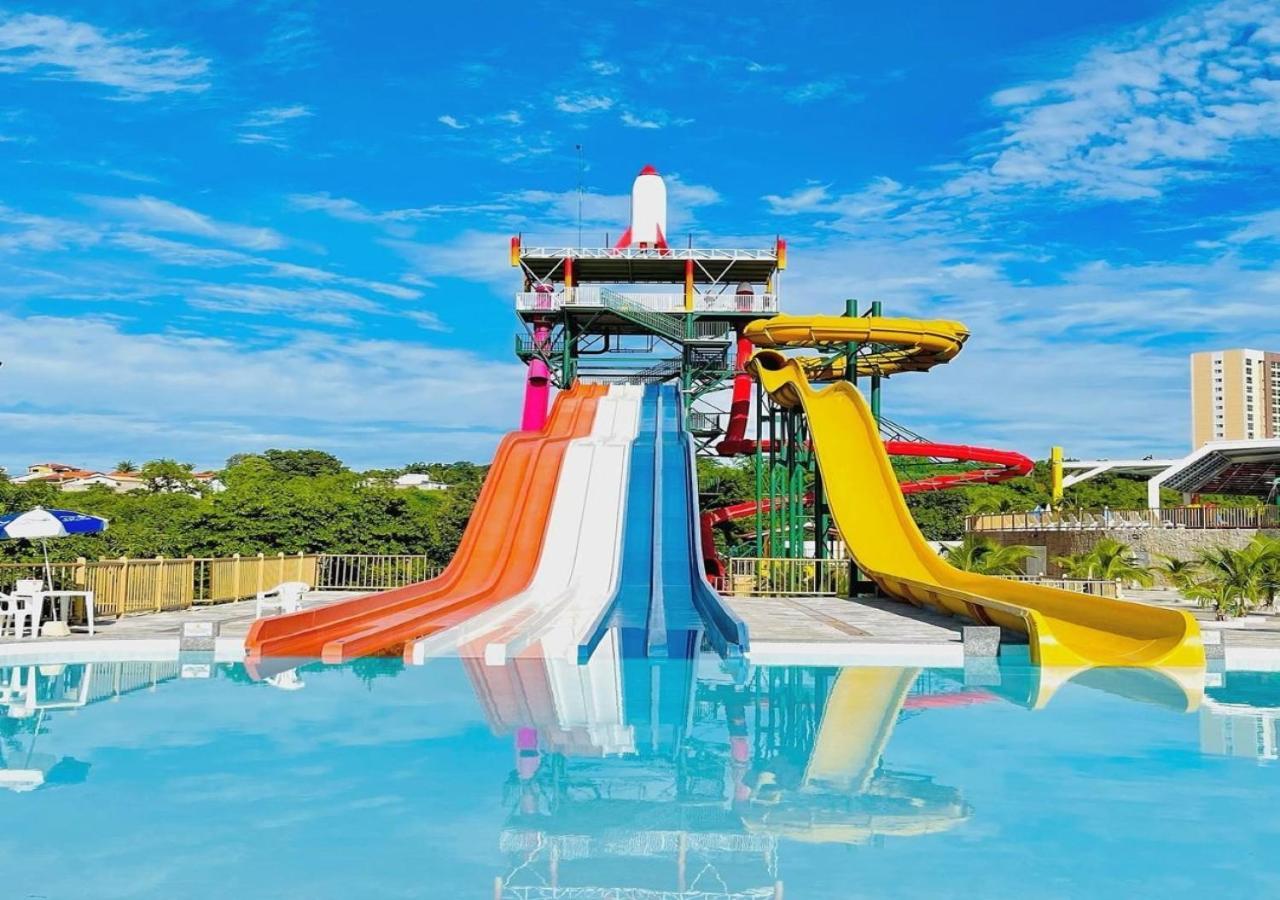 Villas Diroma Com Um Dia No Acqua Park, Splash E Slide Caldas Novas Εξωτερικό φωτογραφία