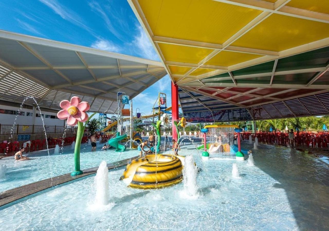 Villas Diroma Com Um Dia No Acqua Park, Splash E Slide Caldas Novas Εξωτερικό φωτογραφία